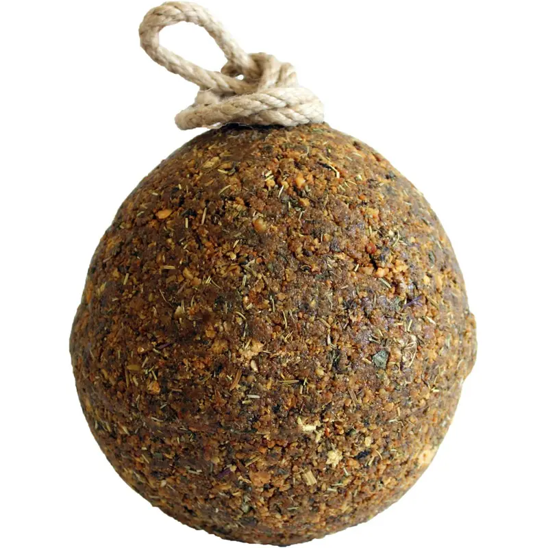 Unika Balls Herbal Blend For Natural Equine Wellness 1